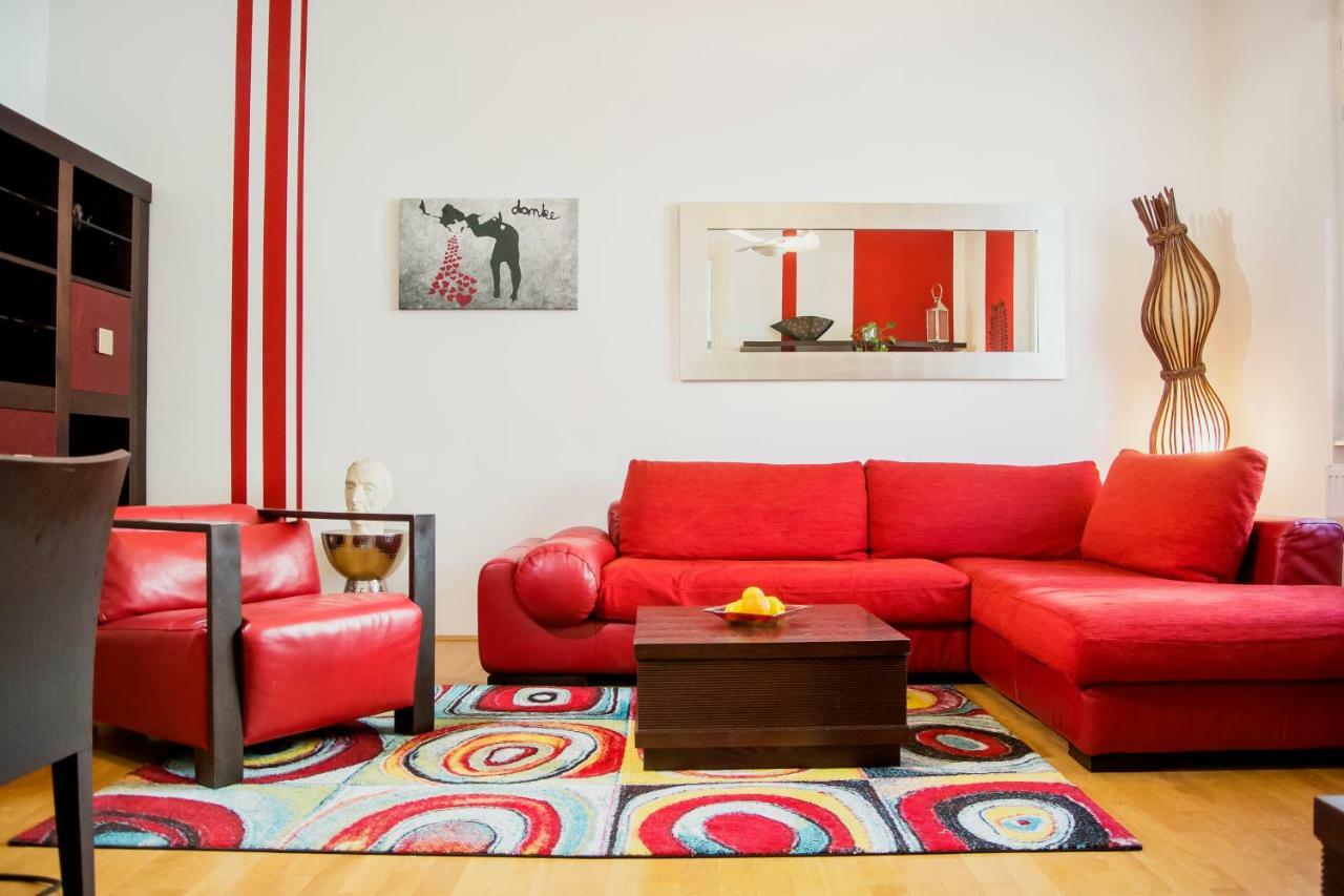 Rudjer Apartment, City Center, 2Br, Spacious ザグレブ エクステリア 写真